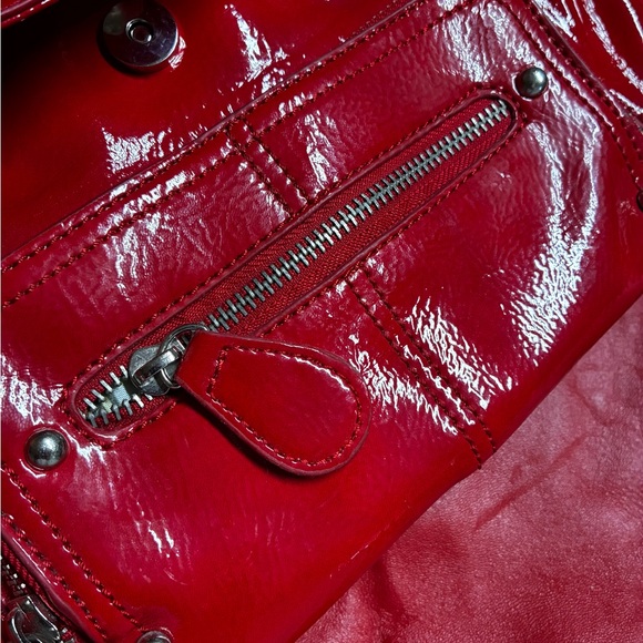 Naturalizer Red Shoulder Bag patent leather - Picture 5 of 11